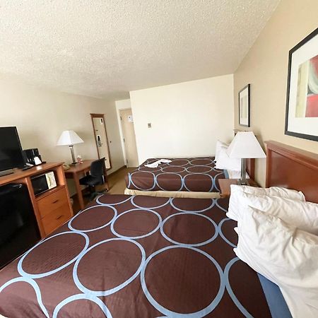 Hotel Super 8 By Wyndham Williston Nd Esterno foto