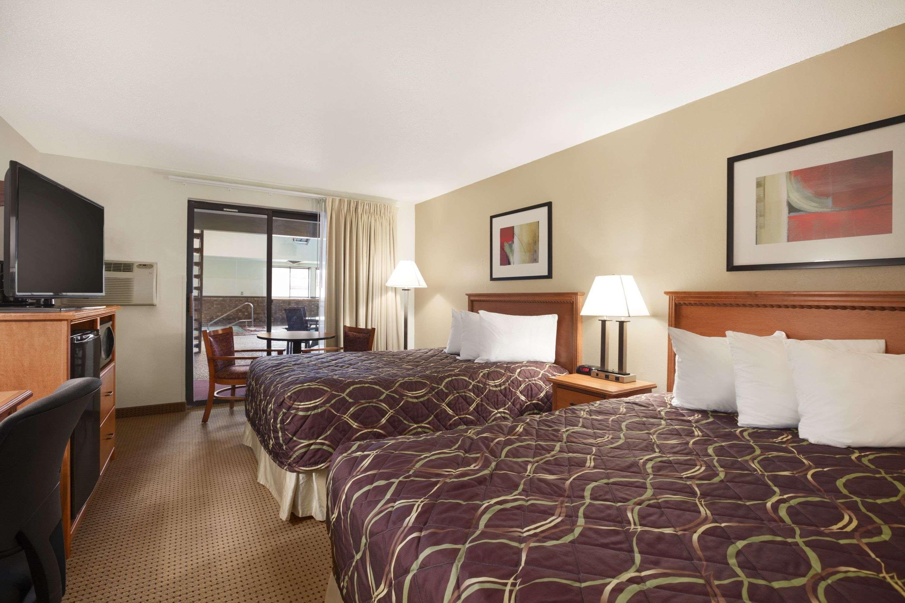 Hotel Super 8 By Wyndham Williston Nd Esterno foto